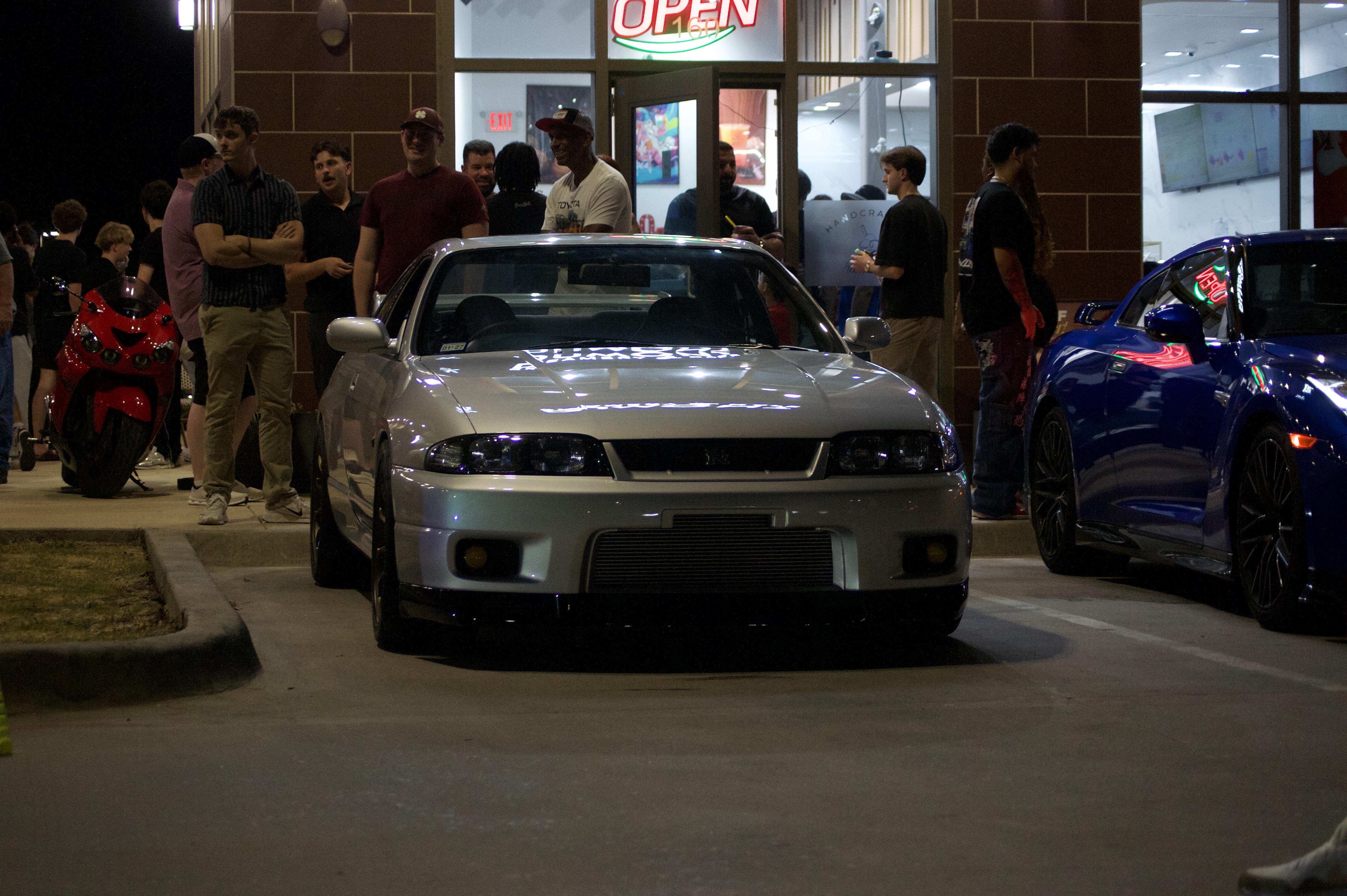 Automotive photograph, September 4, 2026